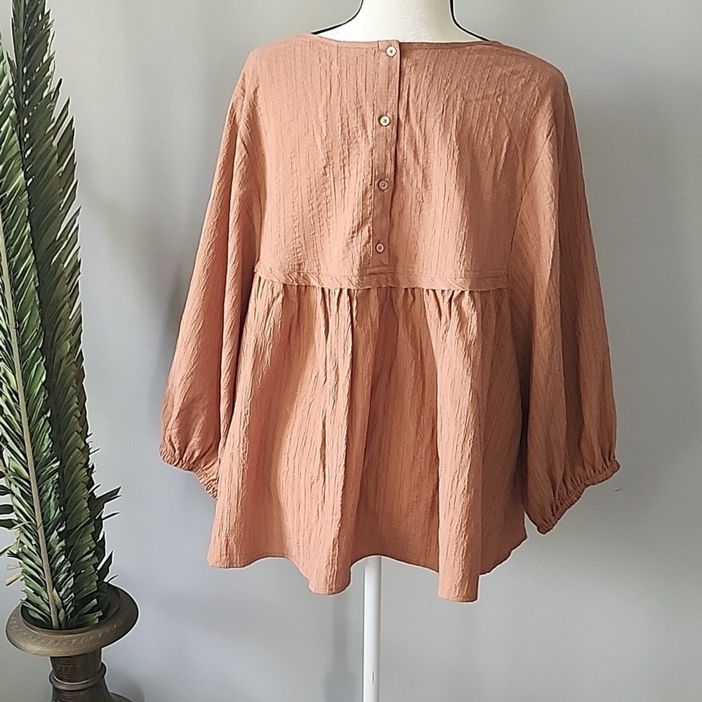 Cato peachy brown textured swing blouse with longer sleeves and button b… - Picture 4 of 14